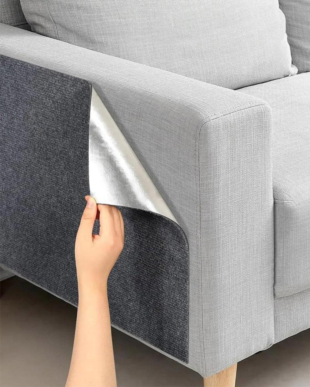 Protecție autoadezivă anti-zgârieturi pentru mobilă